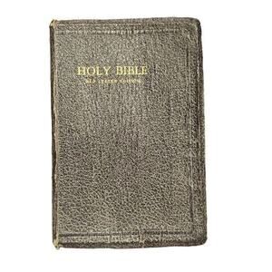 1960s WORLD Publishing HOLY BIBLE Red Letter Edition Reference KJV Illustrated